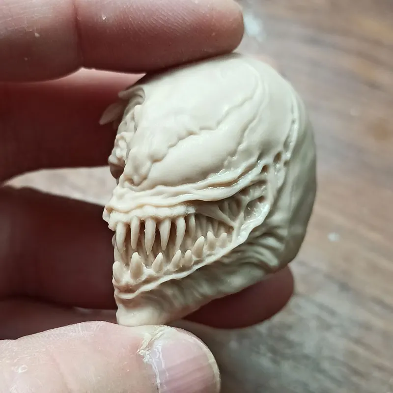 

Big Sales 1/6th Model Man Male Tom Half Face Hardy White Color Sculpture For Fans Collection