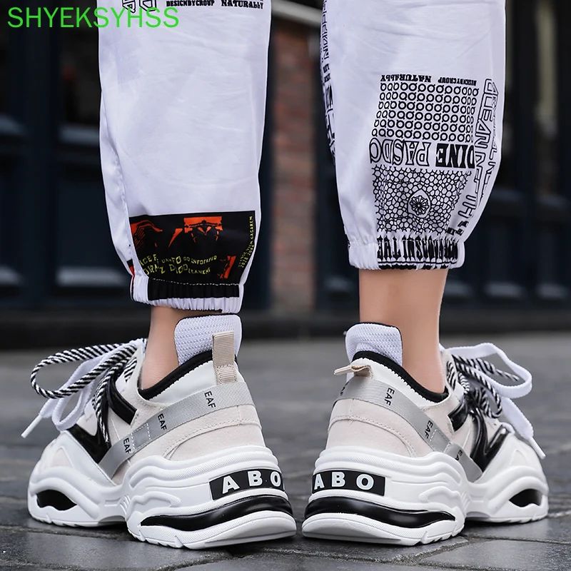 

2021 Harajuku Autumn Vintage Sneakers Men Breathable Mesh Casual Shoes Men Comfortable Fashion Sneakers