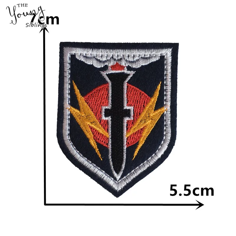 

New arrive Cartoon Patch Embroidery Iron on patch Sewing Hot melt adhesive Applique Badges DIY Sequins Clothing Accessories
