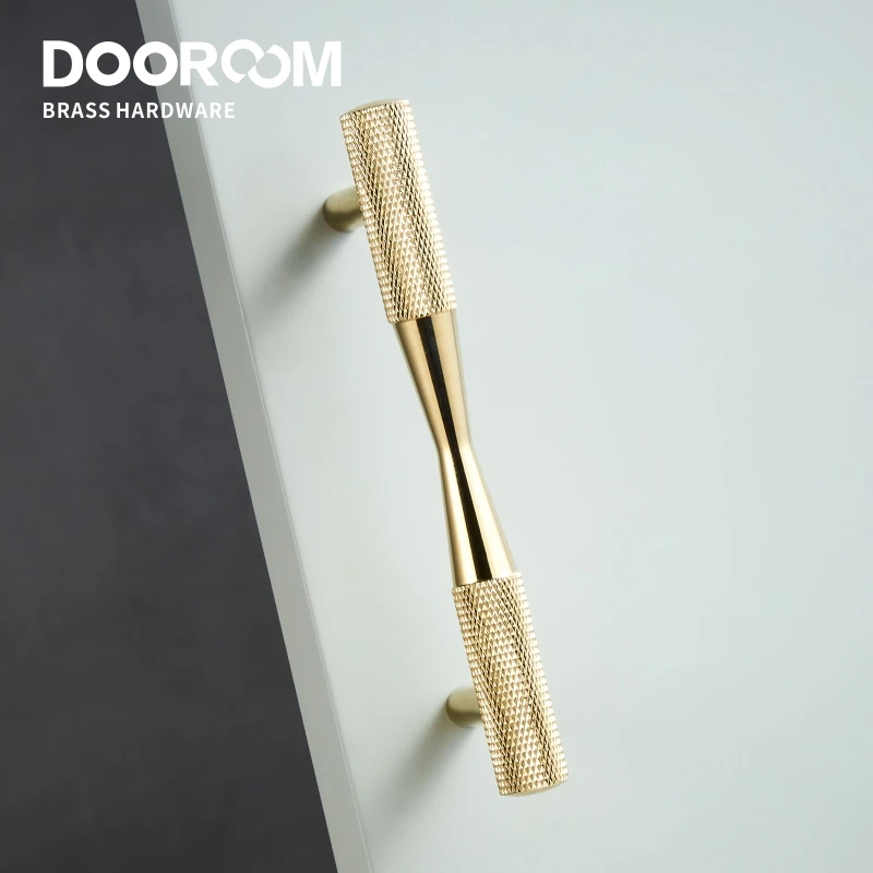 Латунные мебельные ручки Dooroom черные золотые изысканные накатные для шкафа