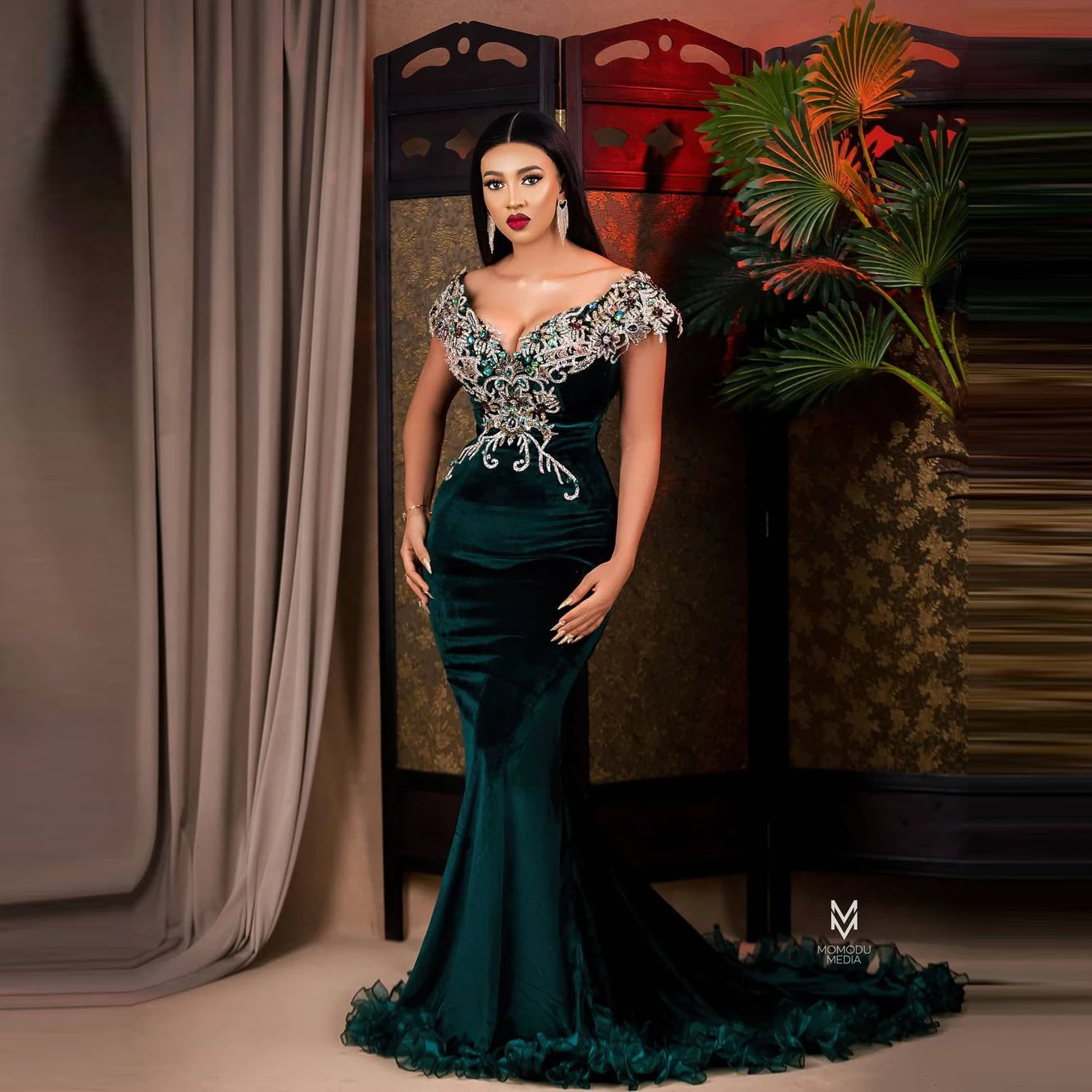

Green Velvet Mermaid Prom Dresses Aso Ebi Style V Neck Crystals Beaded With Train Long Luxury South Africa Evening Gowns