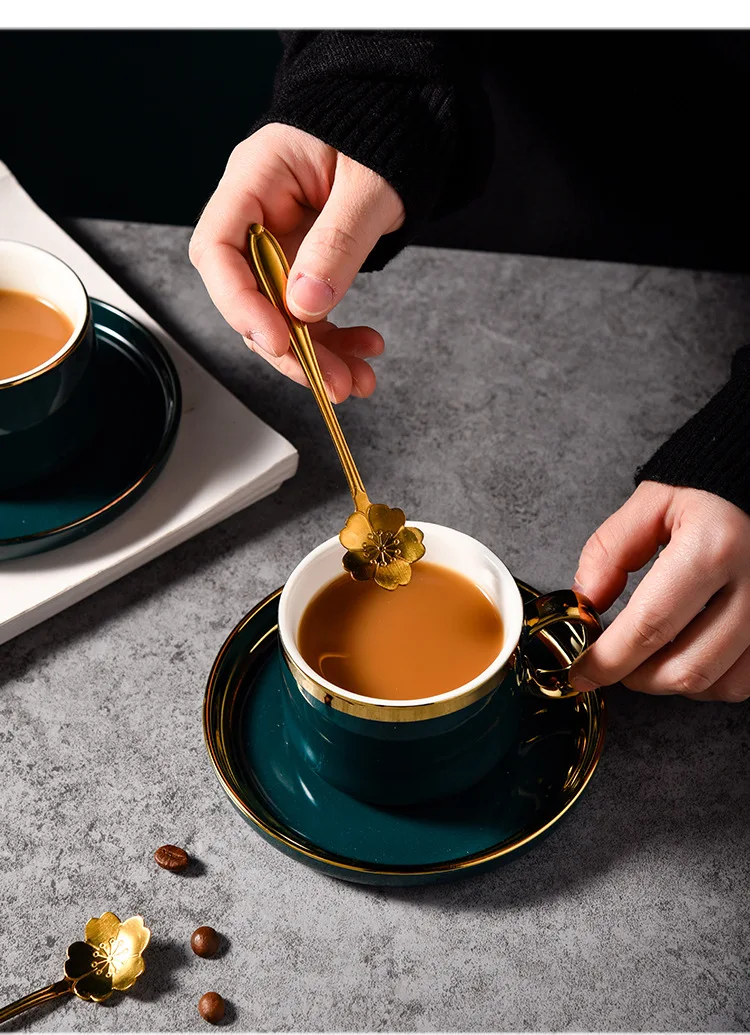 

Creative Coffee Mug Ceramic Mugs With Gold Handle Kitchen Accessories Coffee Cup Saucer For Coffee Mug Tea Milk Cake Coffee Mugs