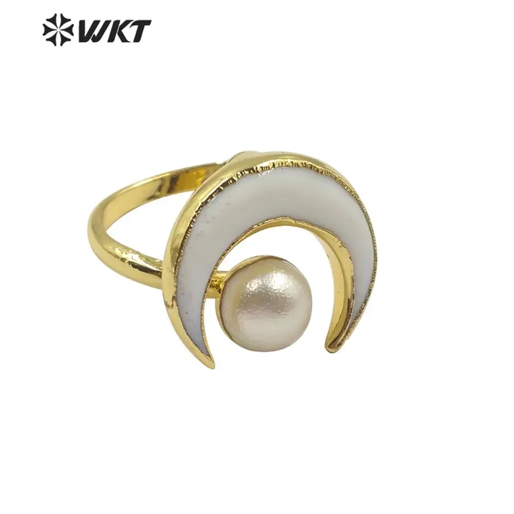 WT-R344 Unique special design bohemian crescent shell pearl ring in gold women fashion pearl moon ring