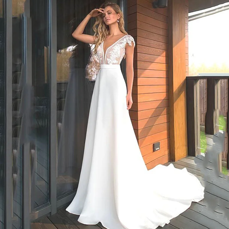 

Женское кружевное платье-трапеция с V-образным вырезом и короткими рукавами