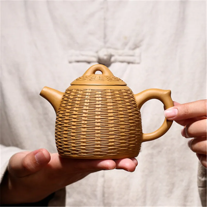 

Новинка, 270 мл, Yixing, Фиолетовый глиняный горшок, руда, Золотая глина, бамбуковый Плетеный чайный горшок Qin Quan, бытовой женский чайный набор, ча...