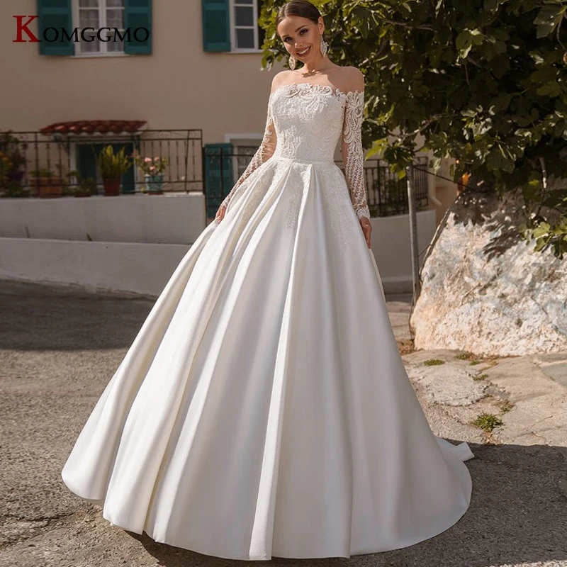 

Роскошное бальное платье из тюля со шлейфом и вышивкой, с аппликациями, на пуговицах сзади, элегантное иллюзионное свадебное платье с кругл...