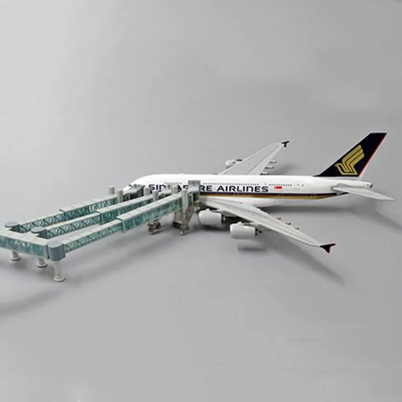 1:400 Scale Airport Passenger Boarding Bridge Single/Dual Channel & Airbus A380 model Wide body aircraft plane scene display toy