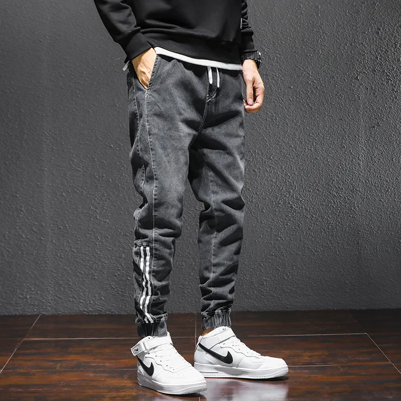 Korean Style Men's Baggy Cargo Jeans Male Loose Casual Harem Stripe Pants Plus Size 4XL Elastic Waist Full Length Trousers Men