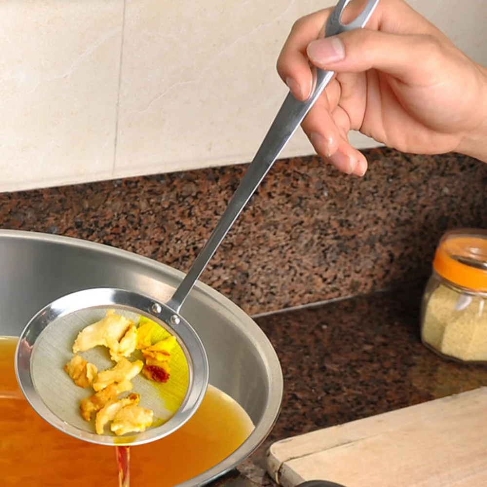 

Stainless Steel Skimmer Spoon Fat Skimmer Spoon Fine Mesh Strainer Ladle Oil-Frying Filter Spoon for Kitchen Frying Food
