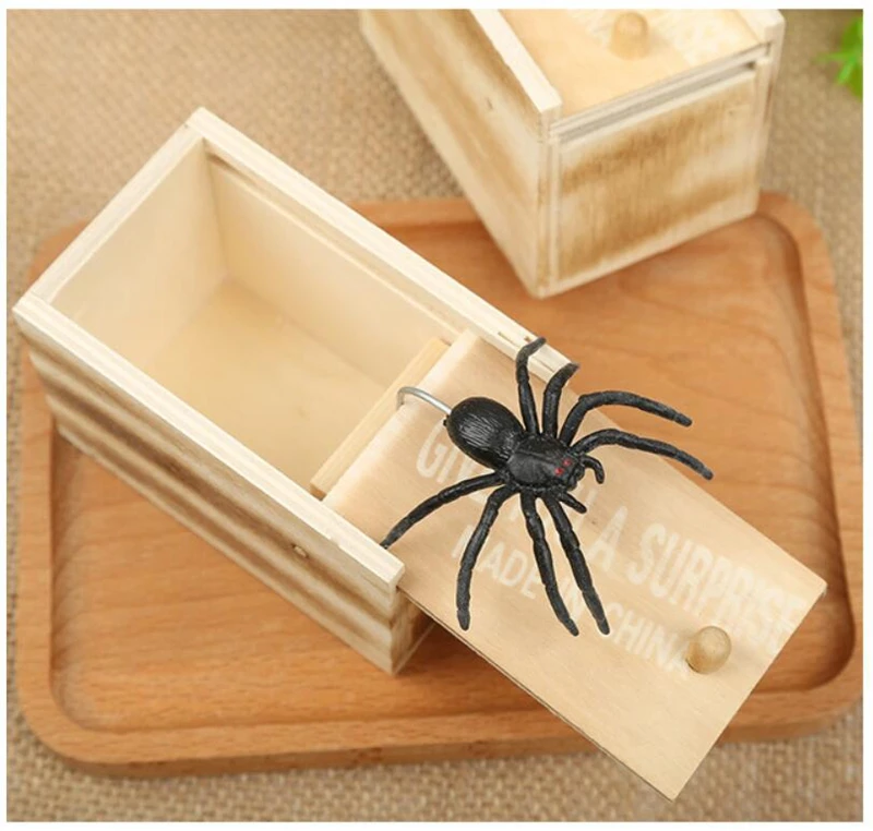 Деревянная коробка для розыгрышей и Пауков на День дурака игрушка розыгрыша