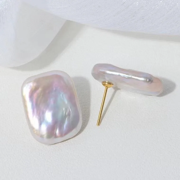 Серьги-гвоздики с натуральным жемчугом барокко антиаллергенные квадратные 14-19