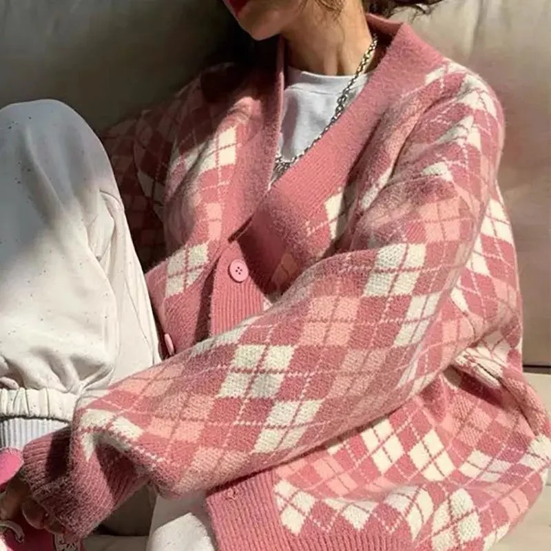 

Sweaters Woman Preppy Style Geometric Diamond Plaid Loose Butter-down Cardigan Loose Long Sleeve V-neck Female Sweater