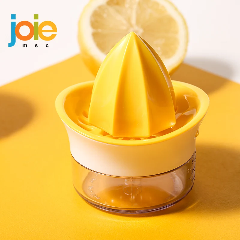 

Joie Citrus Squeeze Juicer Reamer With 10 Teaspoon Capacity Pour Spout Plastic BPA Free Portable Squeezes Lemon Baby Fruit