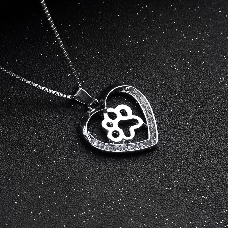 

Hollow Out Heart Paw Stone Pendant Necklace Fashion Girl Jewelry