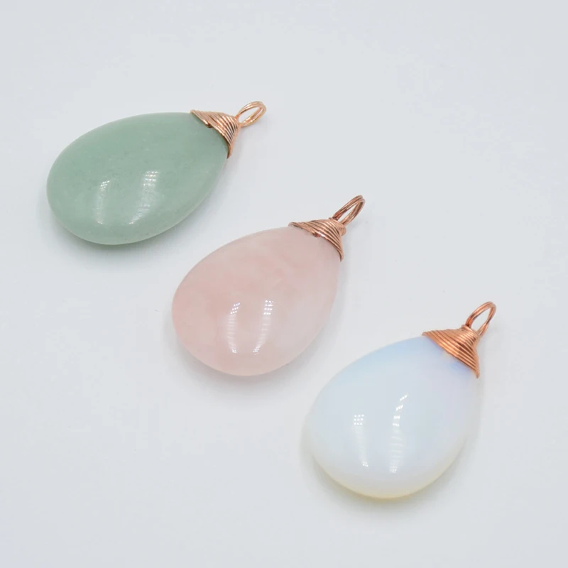 Ожерелье чокер женское из натурального камня аметиста и зеленой проволоки