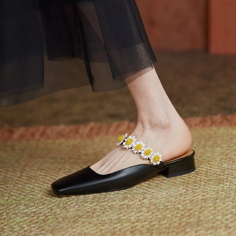 

2021 New Summer Women Shoes Square Toe Slip-on Low Heel Square Heel Sweet Sunflowers Slingback Pumps Girls Leather Shoes Mules