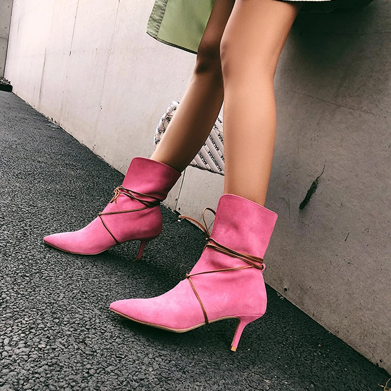 Ins/2019 г. популярные розовые женские ботильоны на шнуровке с острым носком высоком