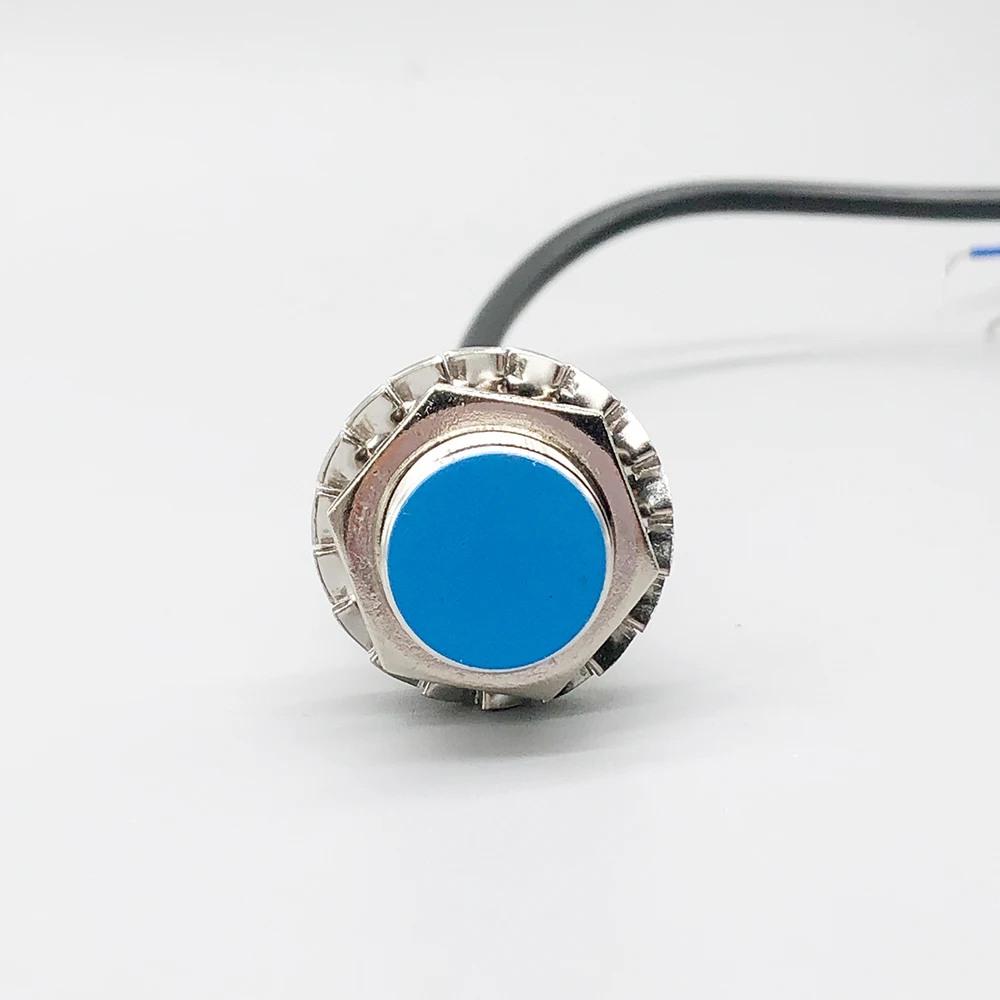 Емкостный датчик приближения кловайт M18 5 мм 10 мм|Выключатели| |