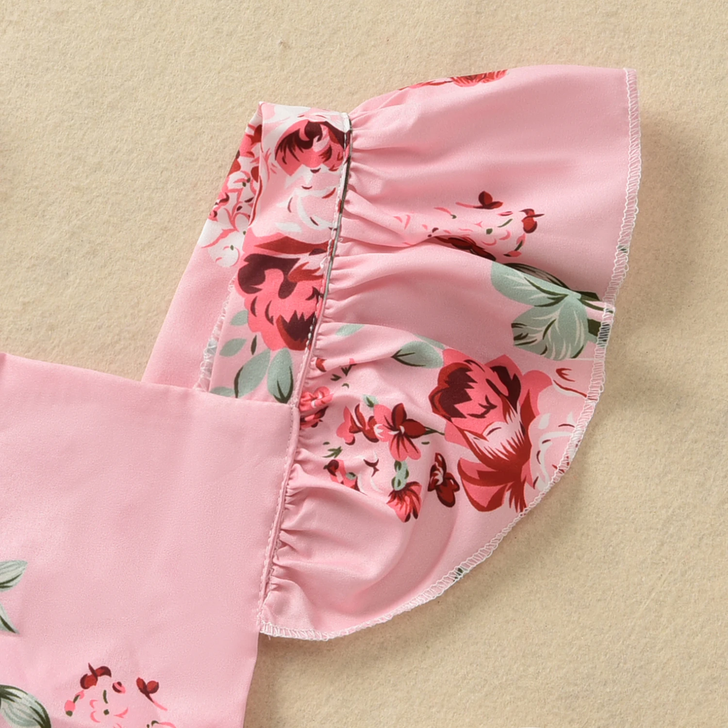 

2 Pcs Newborn Flower Print Outfits, Baby Girl Tie-Up Ruffled Fly Sleeve Square Collar Bowknot Romper + Headband