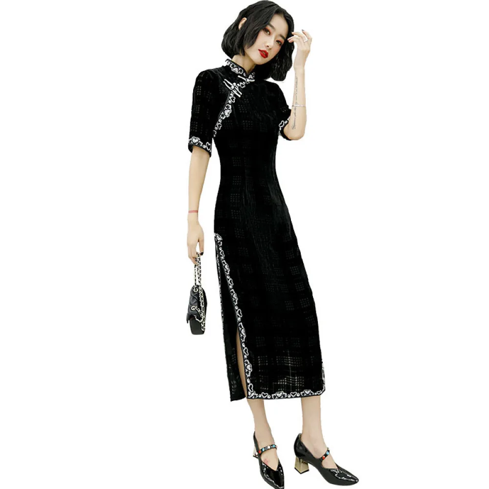 

Hit Color Stand Collar Five Point Sleeve Stitching Hollow Velvet Elastic Slim Cheongsam 2020 Autumn Sexy High Split Cheongsam