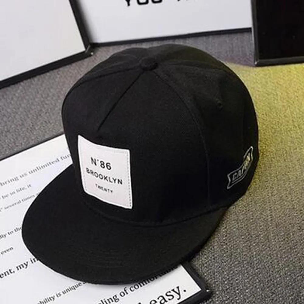 

2021 New Men Womens Letters Hat Solid Color Patch Baseball Cap Hip Hop Caps Leather Sun Hat Snapback Hats Unisex Peaked cap