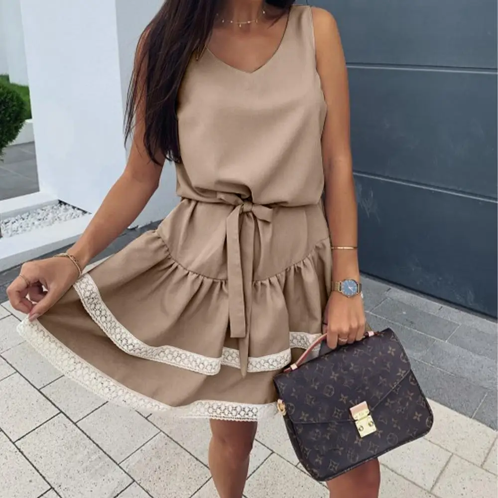 Летнее кружевное платье без рукавов с V-образным вырезом и оборками женское