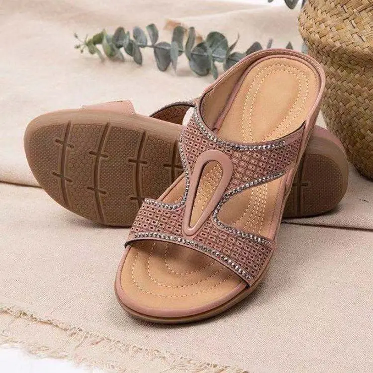 

Female Shoes Peep Toe Slippers Women Summer Big Size Low Fretwork Heels Slides 2021 Flat Rubber Fabric Floral PU Hoof Female Sho