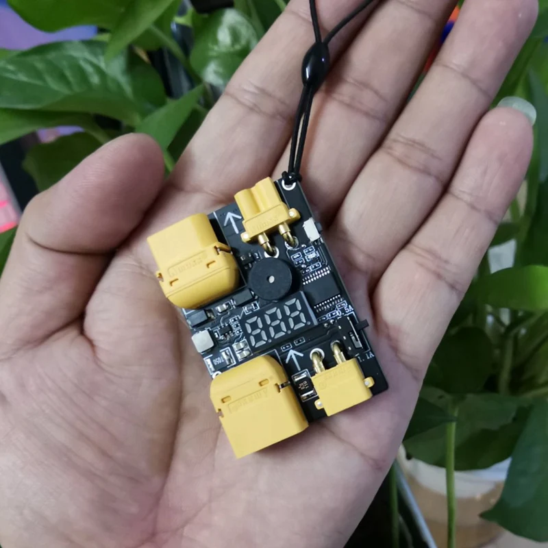 

URUAV Sentinel Series XT60 XT30 Smoke Stopper Circuit Breaker With Voltage Display Tester for RC Drone Airplane Car Battery