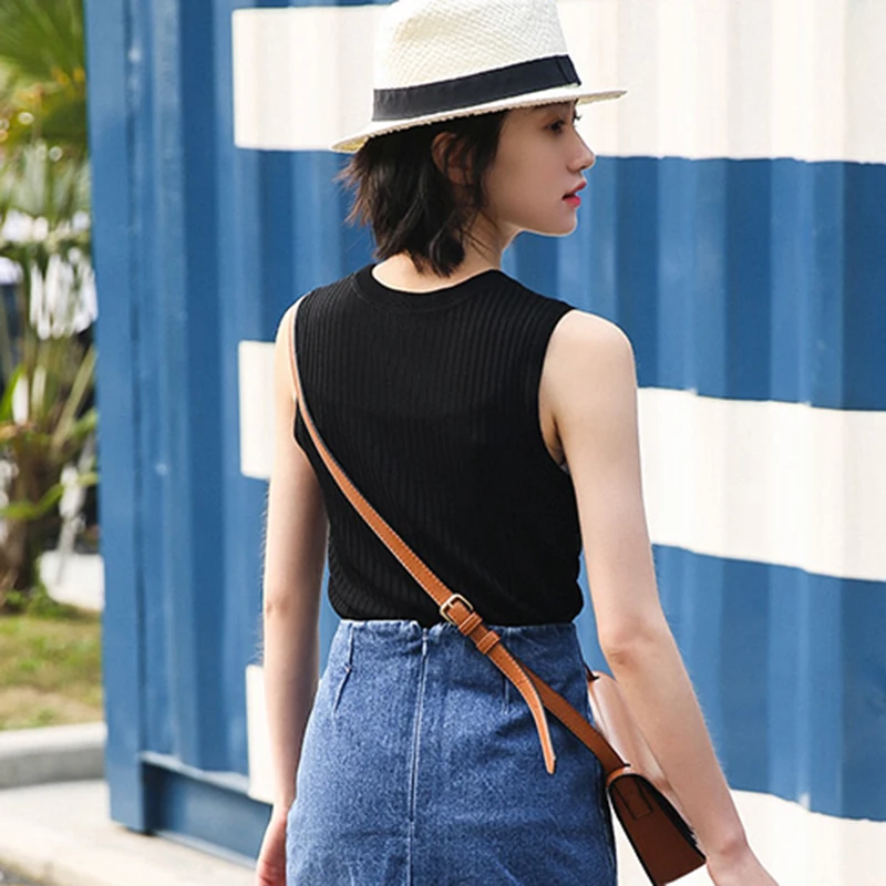 Вязаный топ без рукавов с круглым вырезом женский жилет однотонный тонкий белый