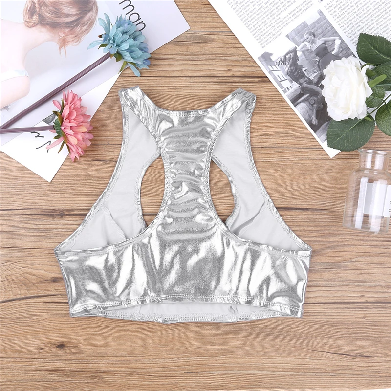 Женский Блестящий укороченный топ без рукавов из искусственной кожи с вырезами