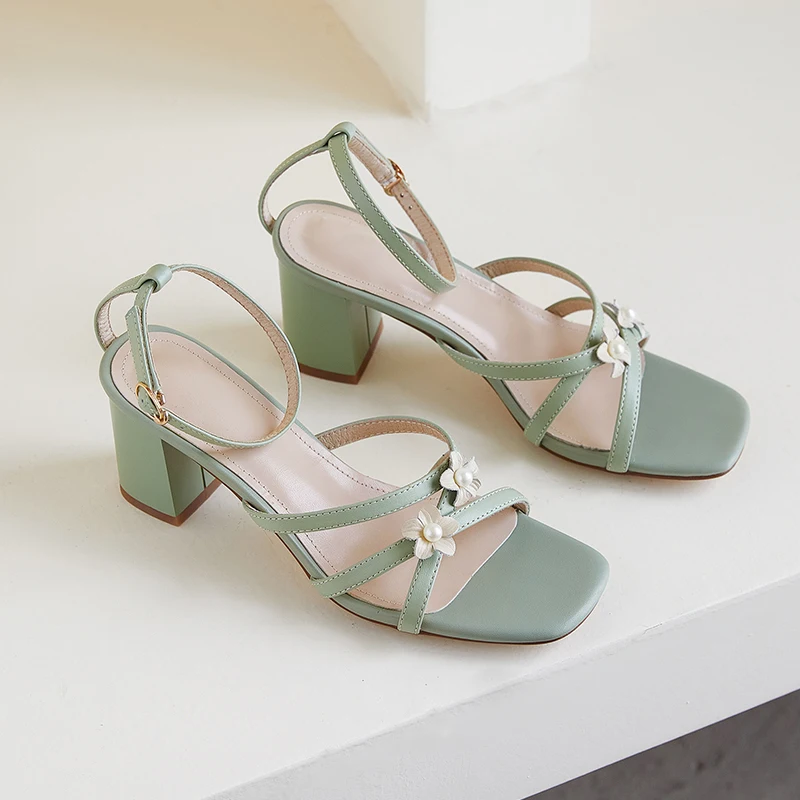 

2021 Summer New Party Casual Shoes Woman sandals Metal Buckle Genuine Eather Women Sandals flower High Heels ladies Pumps