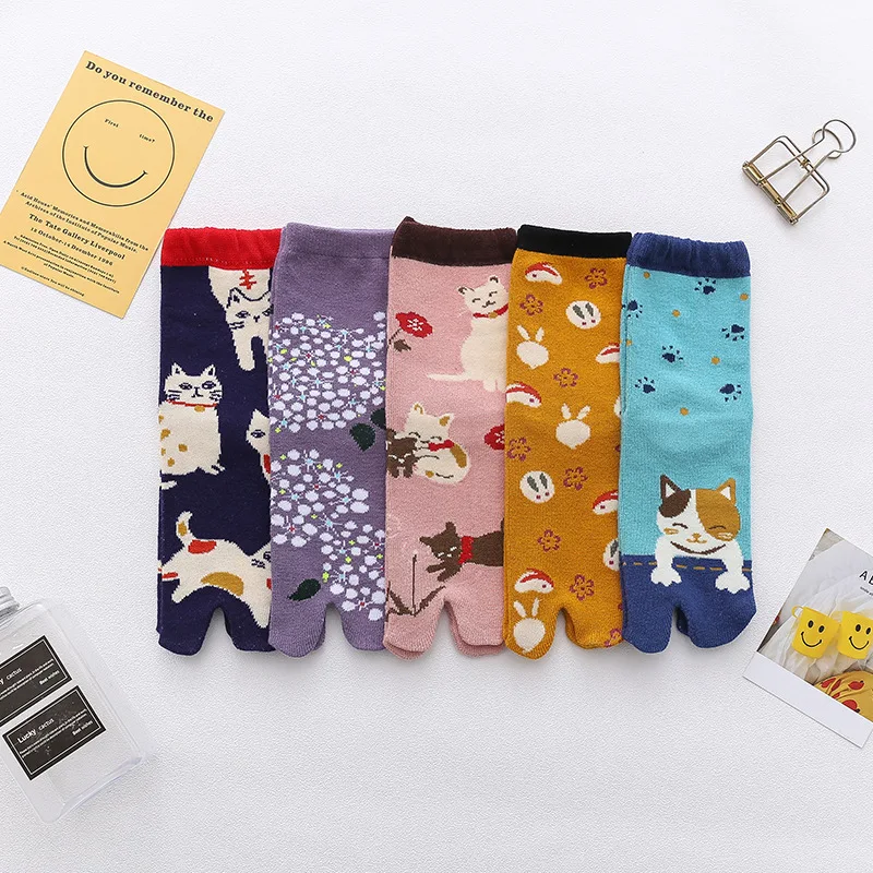 Two Finger Socks Middle Tube Japanese Cute Cartoon Female Toe Socks Flip Flop Sandal Split Two Toe Sock Tabi Ninja Geta Socks