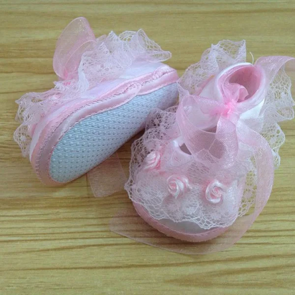 

Todder pre-walker Shoes Rose Flowers Ribbon Bow Princessborn Baby Shoes Soft Sole