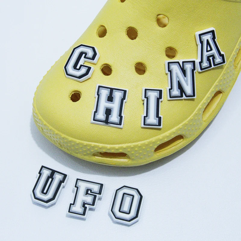 

1Pcs Cartoon English Alphabet A-Z Letters PVC Shoe Charms Garden Shoes Accessories Decoration Fit band Kids Gift