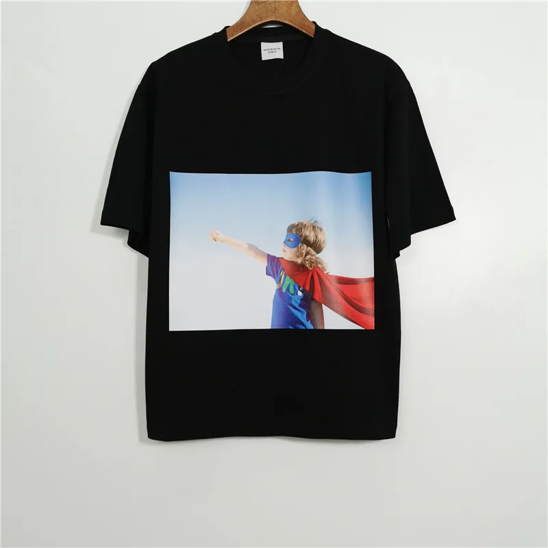 

Fashion Tshirts Hip Hop Streetwear Men Women T-shirt Loose Tees Tops Cotton Black Tshirt Funny Character Cartoon Korea