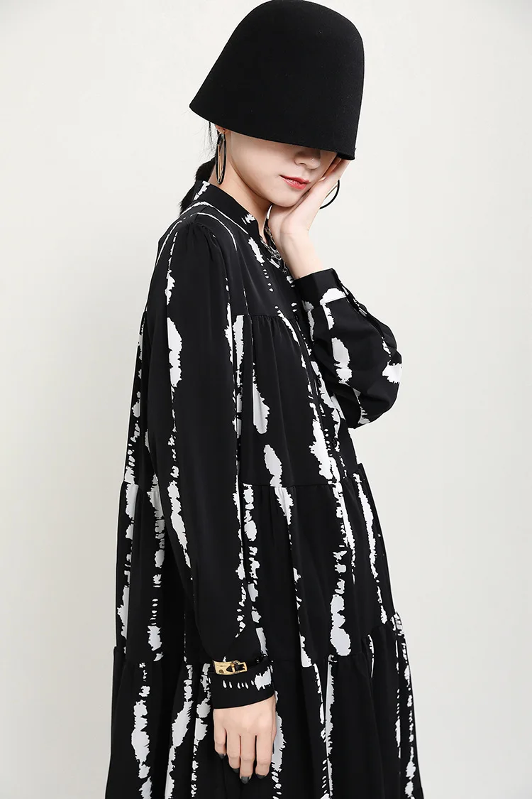 

Women abstract black Print plus comfortable Dress New streetwear Long Sleeve Loose Fit dress