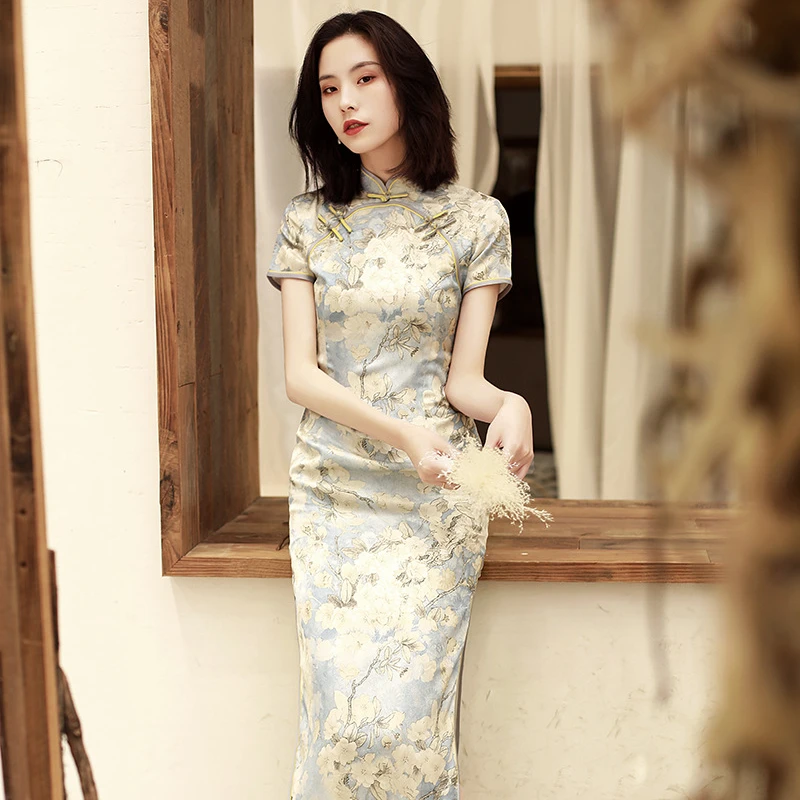 

Chinese Cheongsam Dress Silk Elegant Women Slim Temperament Short-sleeved Long Dress with Ancient Landscape Painting Summer 2021