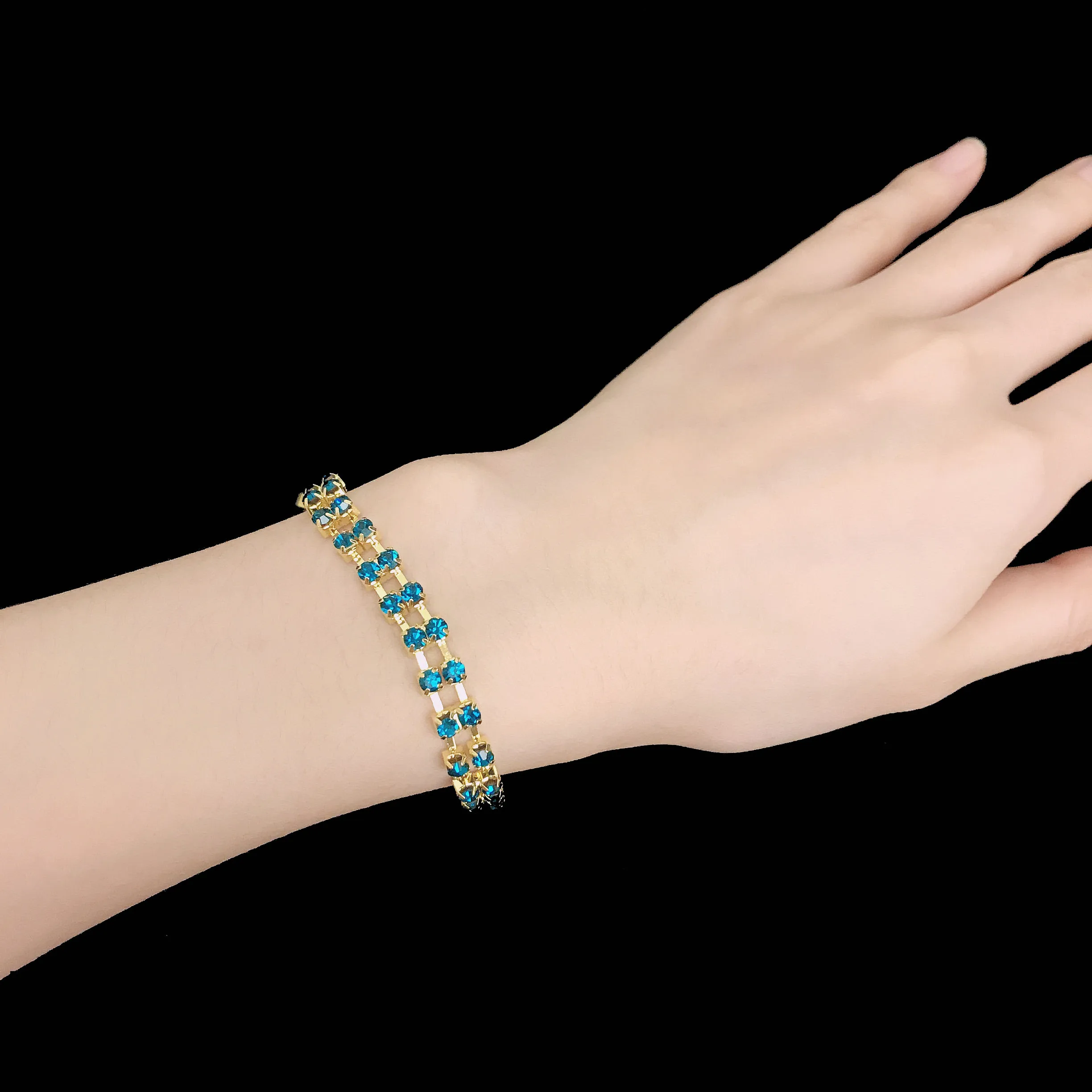 

Woman fashion luxury rhinestone eight-color exquisite bracelet charming crystal gold glitter bracelet bracelet bride jewelry