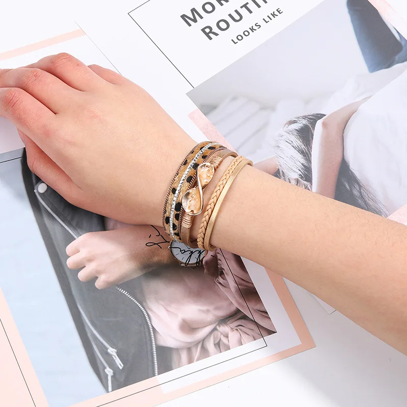 

Boutique Fashion Multi-Layer Woven Wave-Shaped Leather Bracelet Ladies Leopard Crystal Charm Bracelet And Bracelet Jewelry