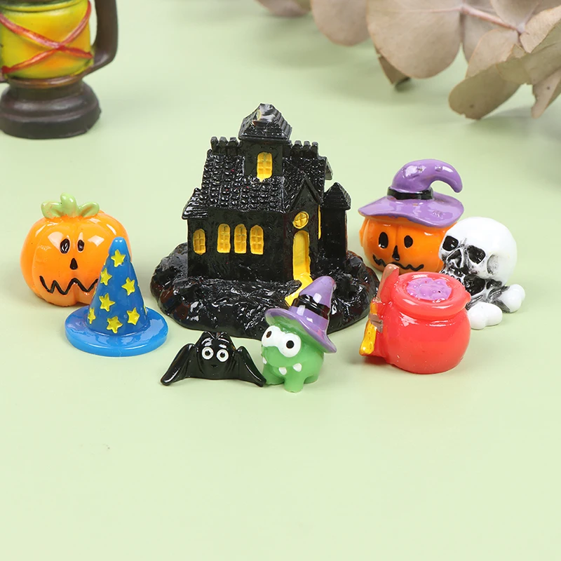 

1Set Dollhouse Halloween Pumpkin Lantern Ghost Ornaments Micro Landscape Decor