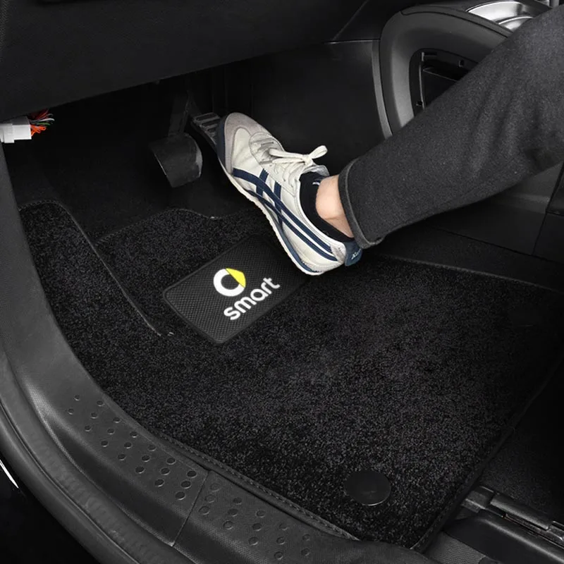 

For Mercedes SMART 453 Fortwo Car Plush Carpet Foot Pad Anti-dirty Pad Car Interior Protect Non-slip Mat Decoration Accessories