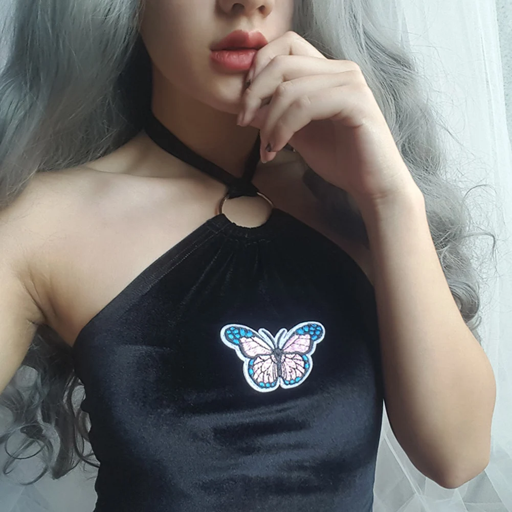 Женская летняя укороченная майка с лямкой на шее Черная вышитыми металлическими