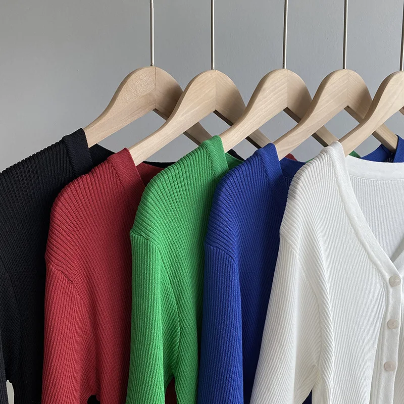 

Solid Color V-neck T-shirt Knitted Women's 2021 Summer Wide Short Single Breasted Short Sleeve Top Women's T-shirt