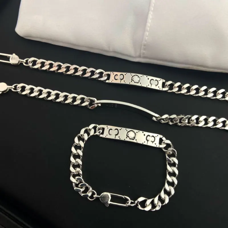 

Az-s925 silver goblin Skull Bracelet, punk hip-hop style chain, lovers bracelet, classic micro label, boutique jewelry making 1: