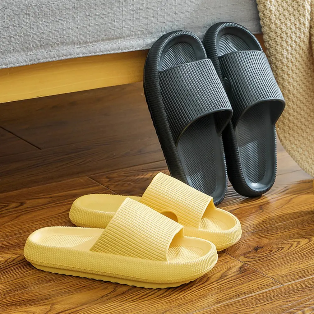

Hot Newest Bathroom Anti-slip Shoes Women Thick Platform Slippers Summer Beach Eva Soft Sole Sandals Leisure Men Ladies Indoor