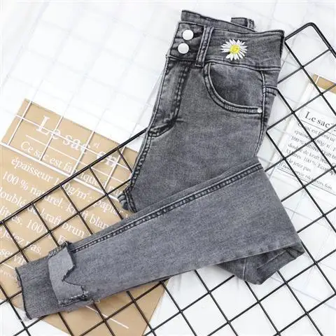

2020 New Fashion Style Daisy Embroidery Skinny Pencil Denim Trousers Office Ladies Casual Zipper Fly High Waist Jeans Pants N24