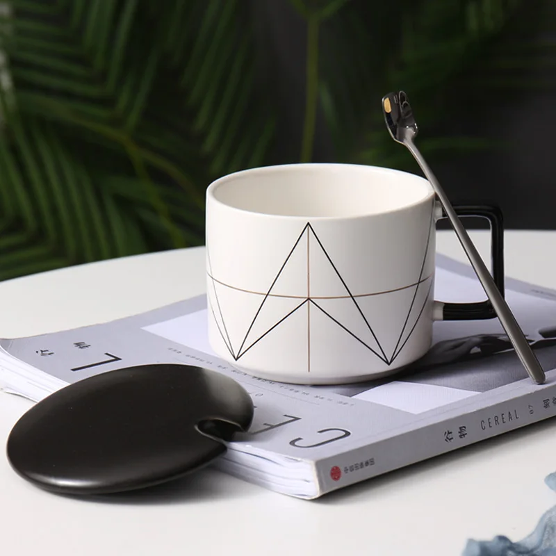 

Large capacity spoon with lid Nordic ins ceramic mug office coffee cup