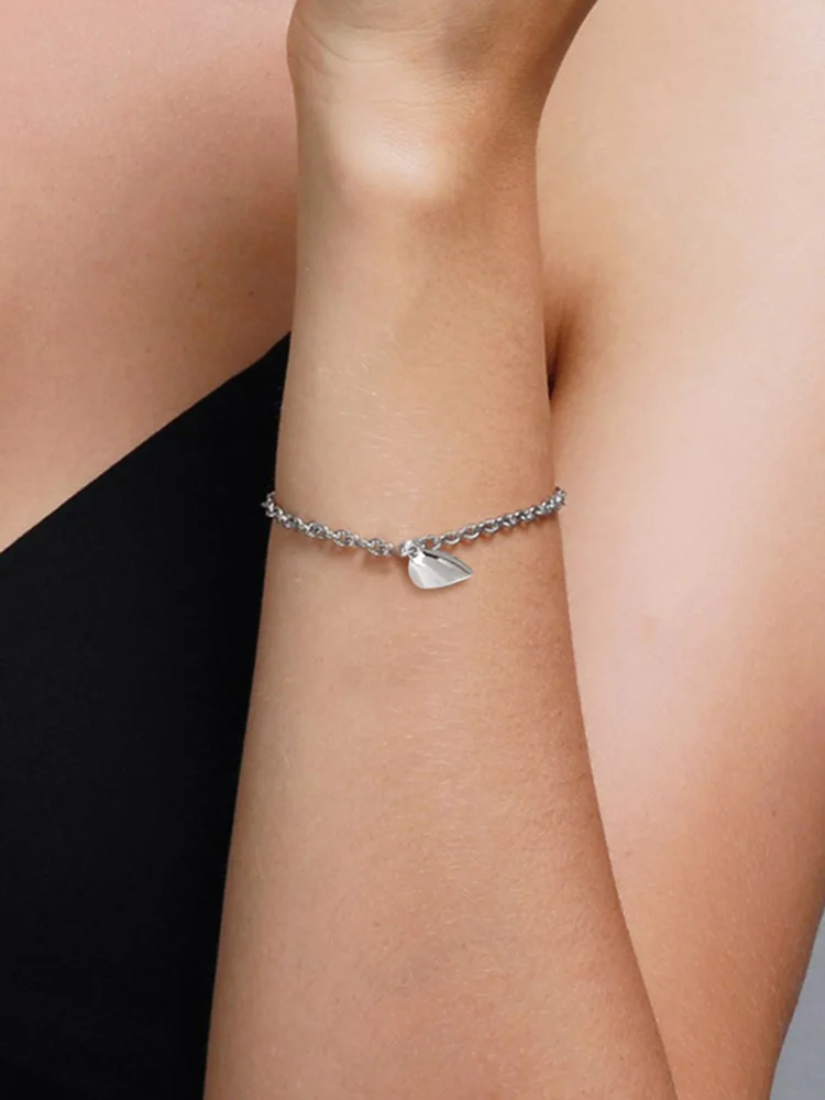 

2pcs Men And Women Fashion Couple Bracelet Stainless Steel Chain Heart-shaped Magnet Clasp Bracelet Long Distance Love Jewelry