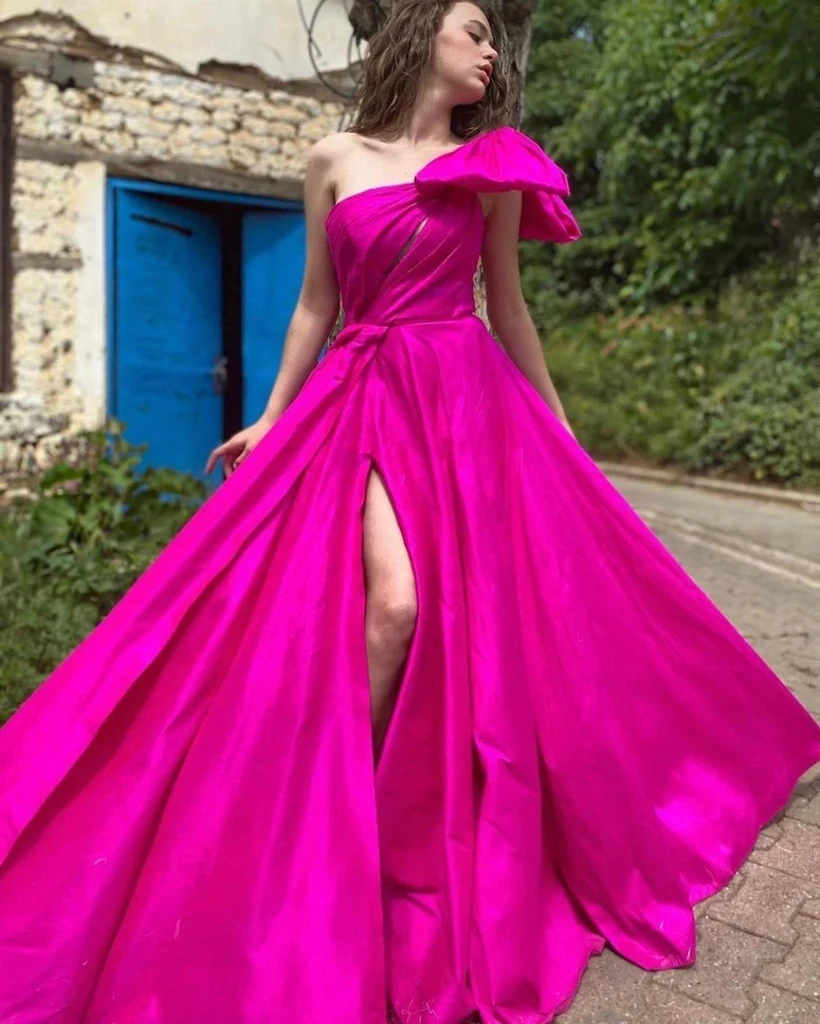 

Fuchsia Moroccan Evening Dresses A-line One-shoulder Satin Slit Long Turkey Dubai Saudi Arabia Prom Dress Gown