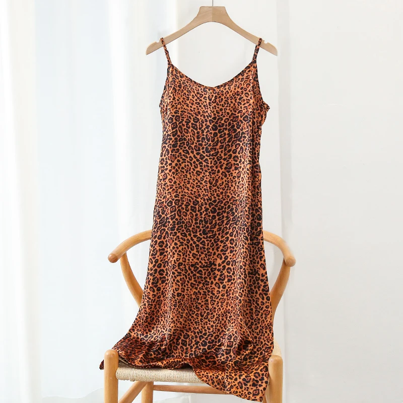 

S-4XL Korean Polka Dot Summer Women Dress Spaghetti Strap Boho Leopard Print Maxi Party Vestidos Plus Size M30262